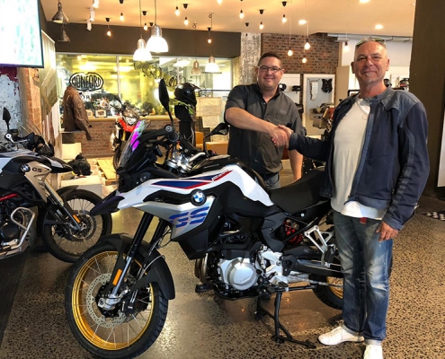 Paul from GS Africa takes delivery of the new BMW850GS-08